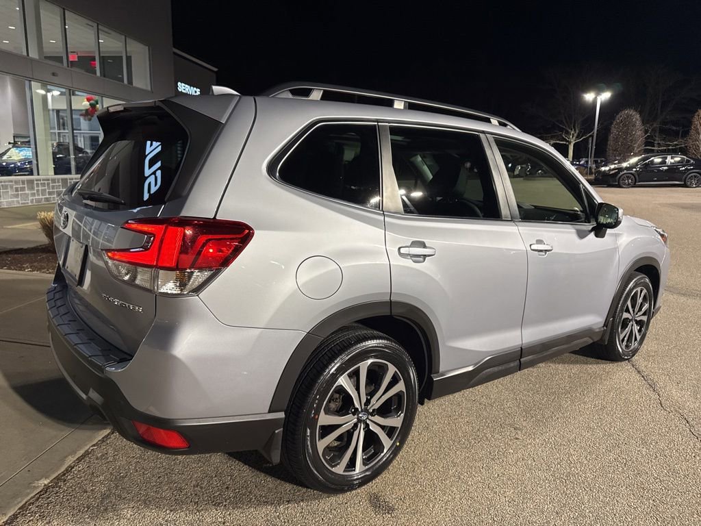 Used 2023 Subaru Forester Limited image 2