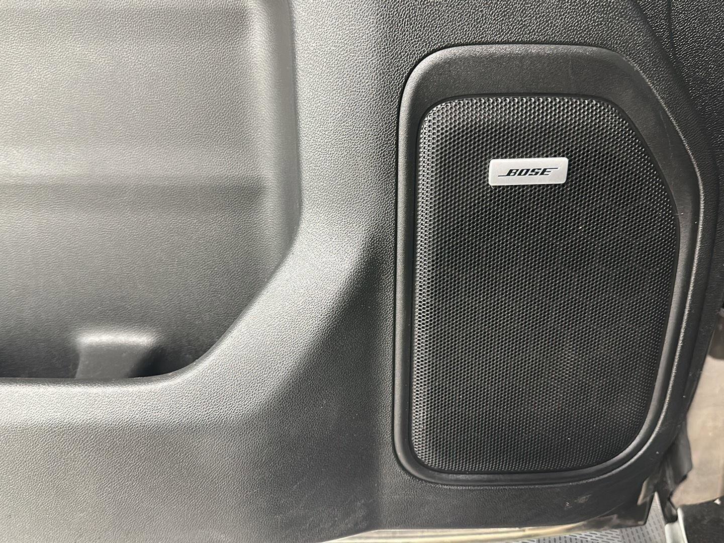 Used 2021 GMC Sierra 3500 SLT w/ SLT Premium Package image 22