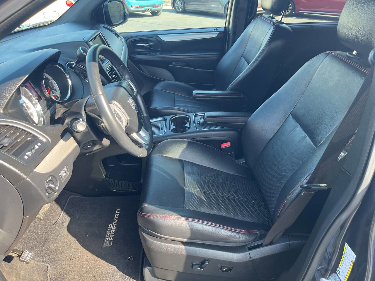 Used 2013 Dodge Grand Caravan R/T w/ Trailer Tow Group image 11