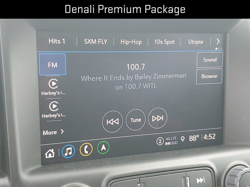 Used 2023 GMC Terrain Denali w/ Denali Premium Package AWD/4WD image 16