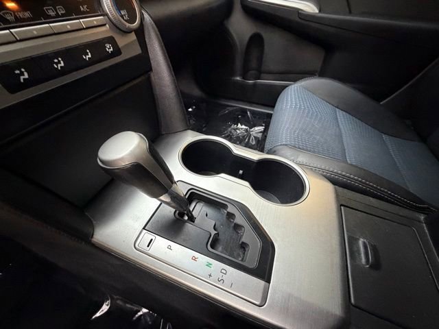 Used 2013 Toyota Camry SE FWD image 19