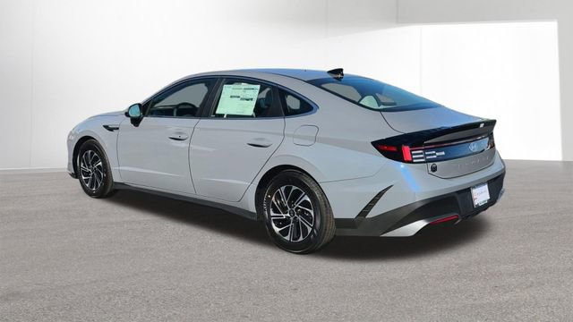 New 2026 Hyundai Sonata Blue FWD image 6
