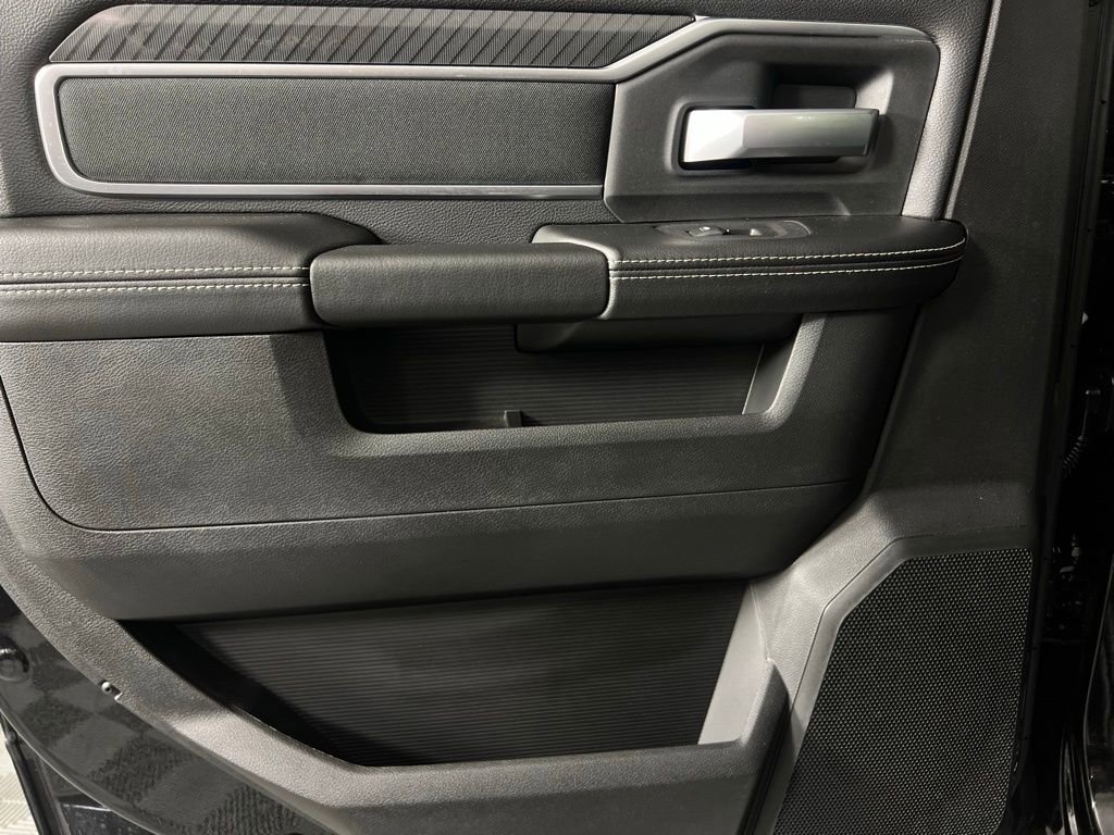 Used 2025 RAM 2500 Big Horn image 27