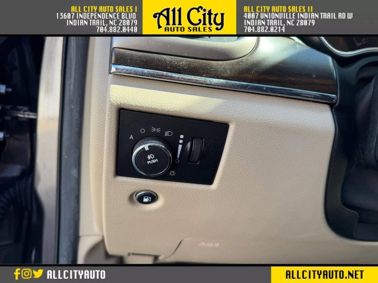 Used 2014 Jeep Grand Cherokee Limited RWD image 18