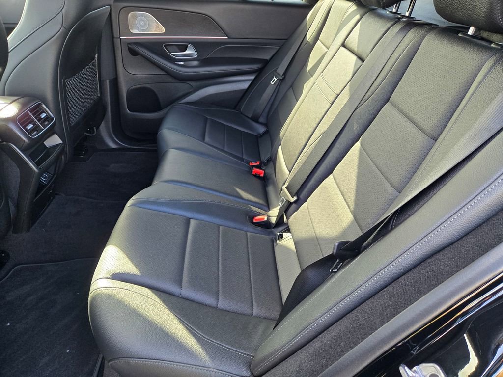 Used 2023 Mercedes-Benz GLE 350 4MATIC w/ Premium Package image 12