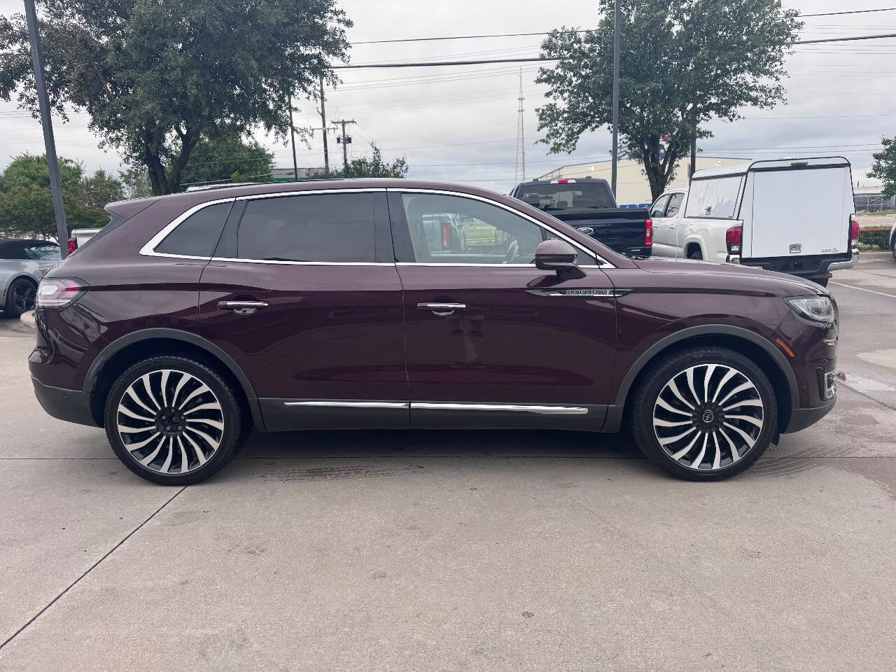 Used 2019 Lincoln Nautilus Black Label AWD/4WD image 5