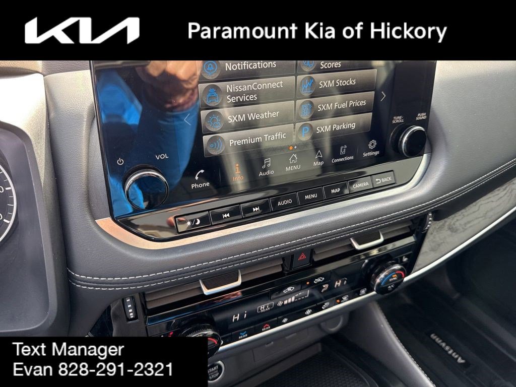 Used 2021 Nissan Rogue SL w/ Premium Package image 24