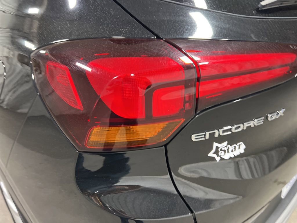 Used 2025 Buick Encore GX Preferred image 30