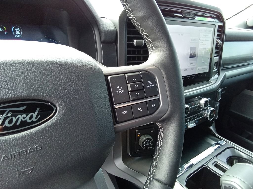 Used 2025 Ford F150 Lariat w/ Equipment Group 501A Mid image 17