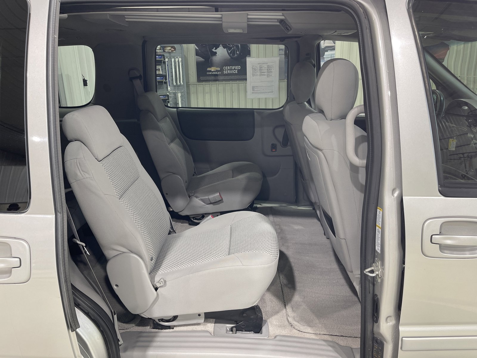 Used 2006 Pontiac Montana SV6 w/ Convenience Package image 19