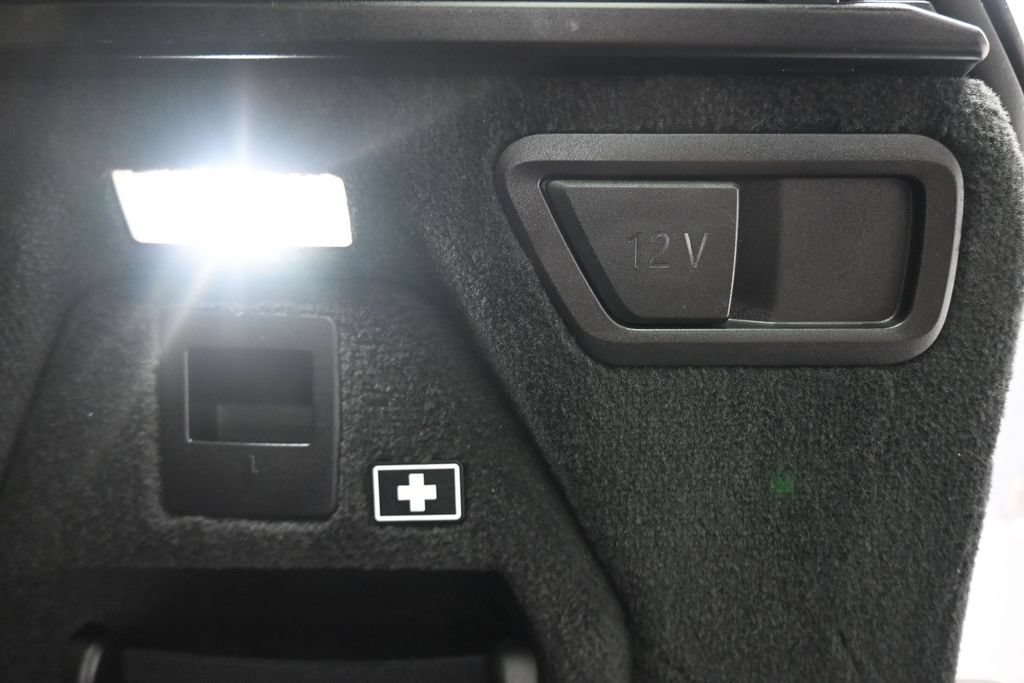 Used 2022 BMW X7 xDrive40i w/ Executive Package AWD/4WD image 67