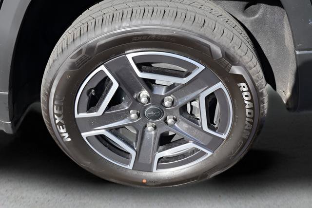 New 2026 Jeep Cherokee Limited image 26