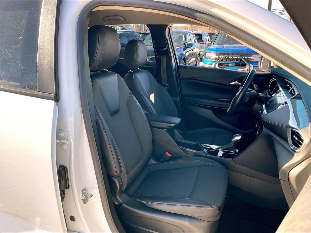 Used 2022 Buick Encore GX Preferred w/ Cold Weather Comfort Package image 10