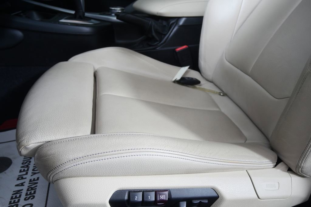 Used 2015 BMW M235i xDrive Coupe AWD/4WD image 9