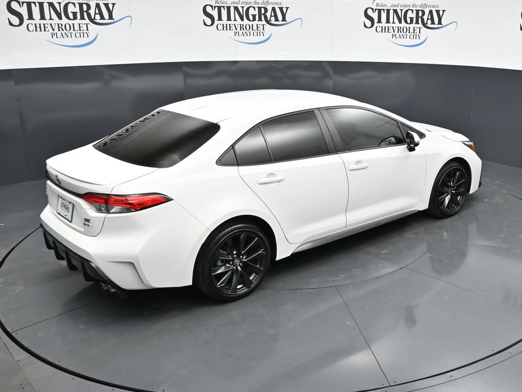 Used 2025 Toyota Corolla SE FWD image 24