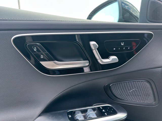 New 2026 Mercedes-Benz C 300 4MATIC Sedan image 12