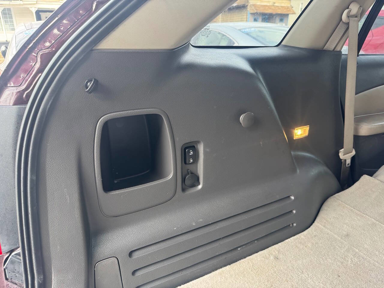 Used 2011 Ford Edge SEL image 19