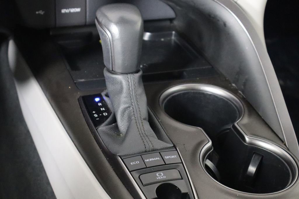 Used 2023 Toyota Camry XSE FWD image 28