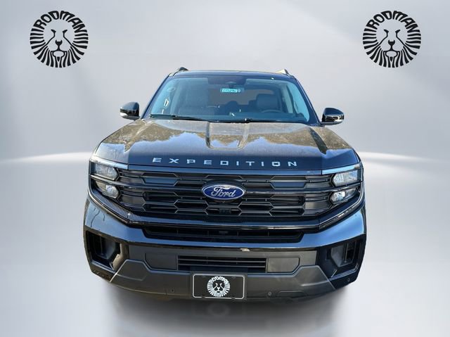 New 2026 Ford Expedition Max Active image 2