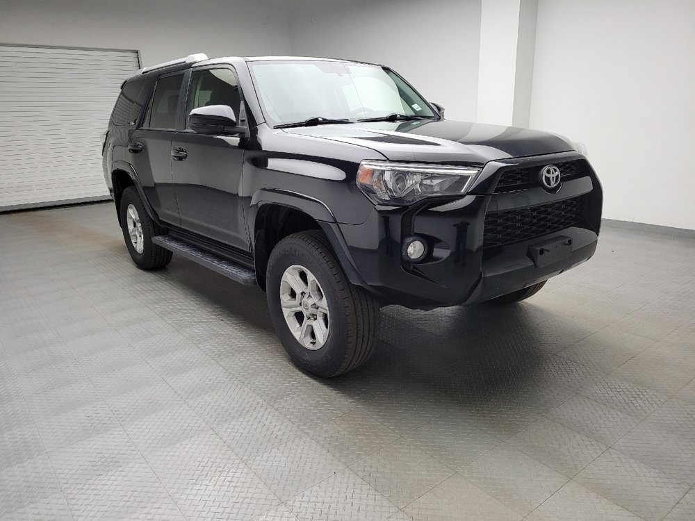 Used 2018 Toyota 4Runner SR5 AWD/4WD image 13