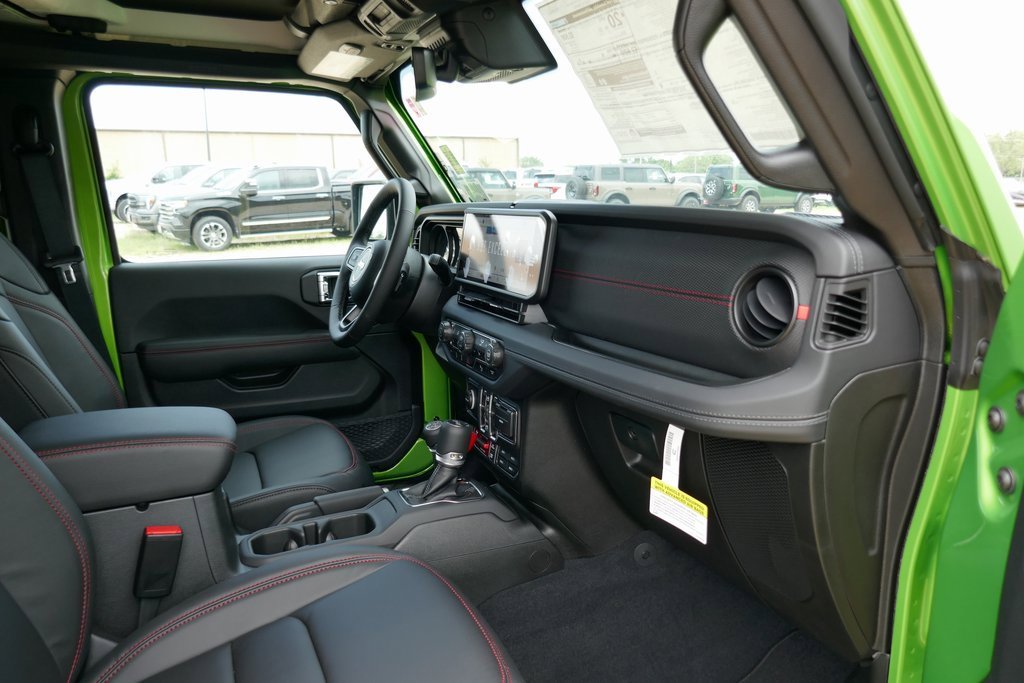 New 2025 Jeep Wrangler Unlimited Rubicon image 10