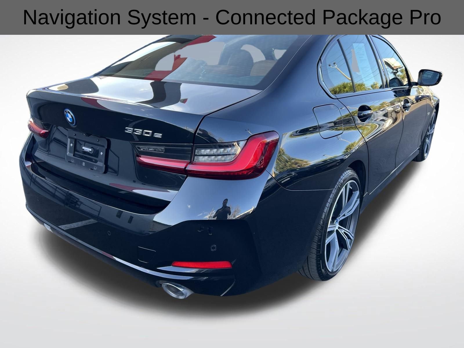 Used 2023 BMW 330e w/ Driving Assistance Package image 12
