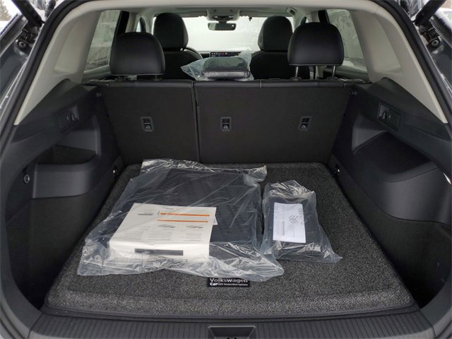 New 2026 Volkswagen Tiguan SE image 7