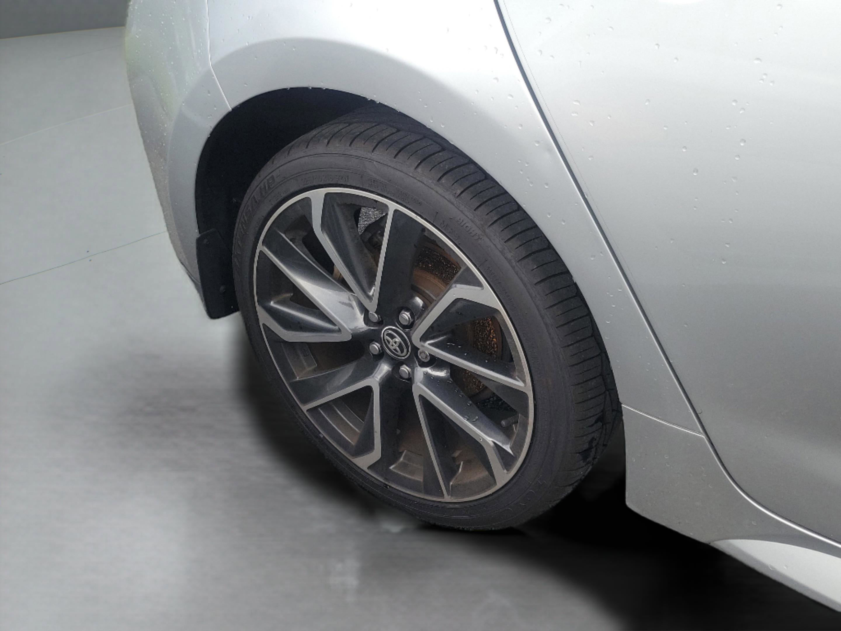 Used 2021 Toyota Corolla XSE FWD image 17