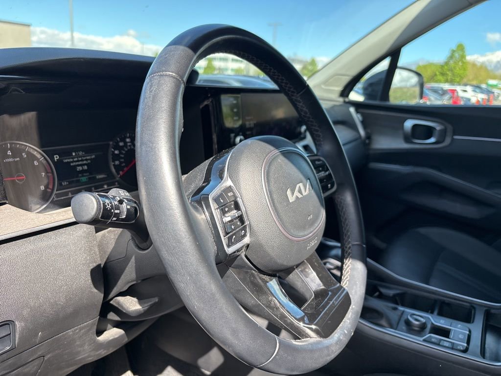 Certified 2023 Kia Sorento X-Line EX image 6