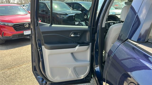 Used 2023 Honda Ridgeline RTL-E image 23