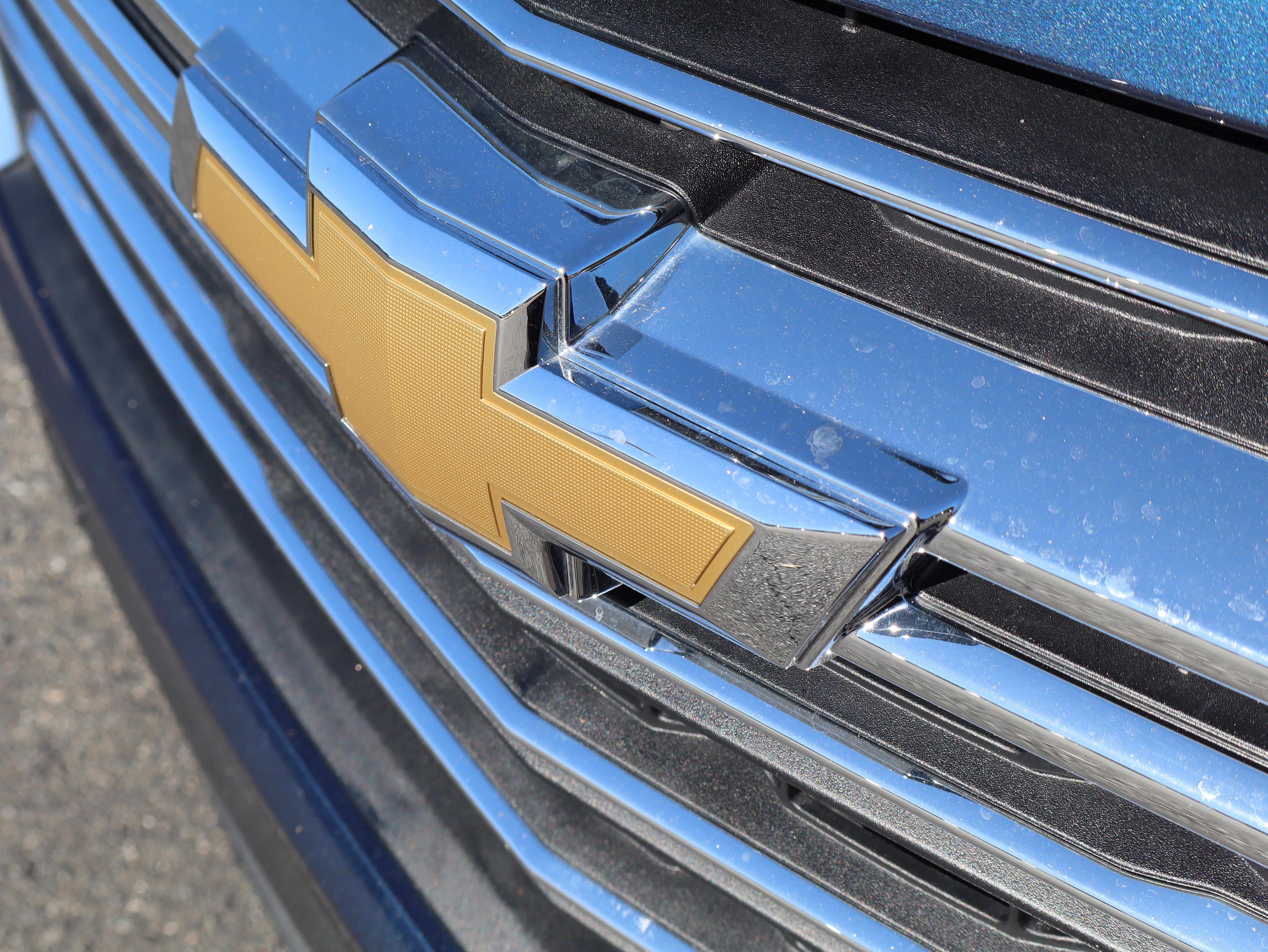 Used 2023 Chevrolet Traverse LT image 41