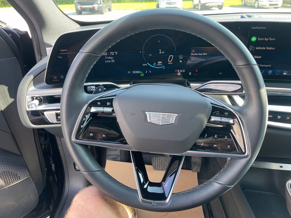 Certified 2024 Cadillac Lyriq Tech AWD/4WD image 10