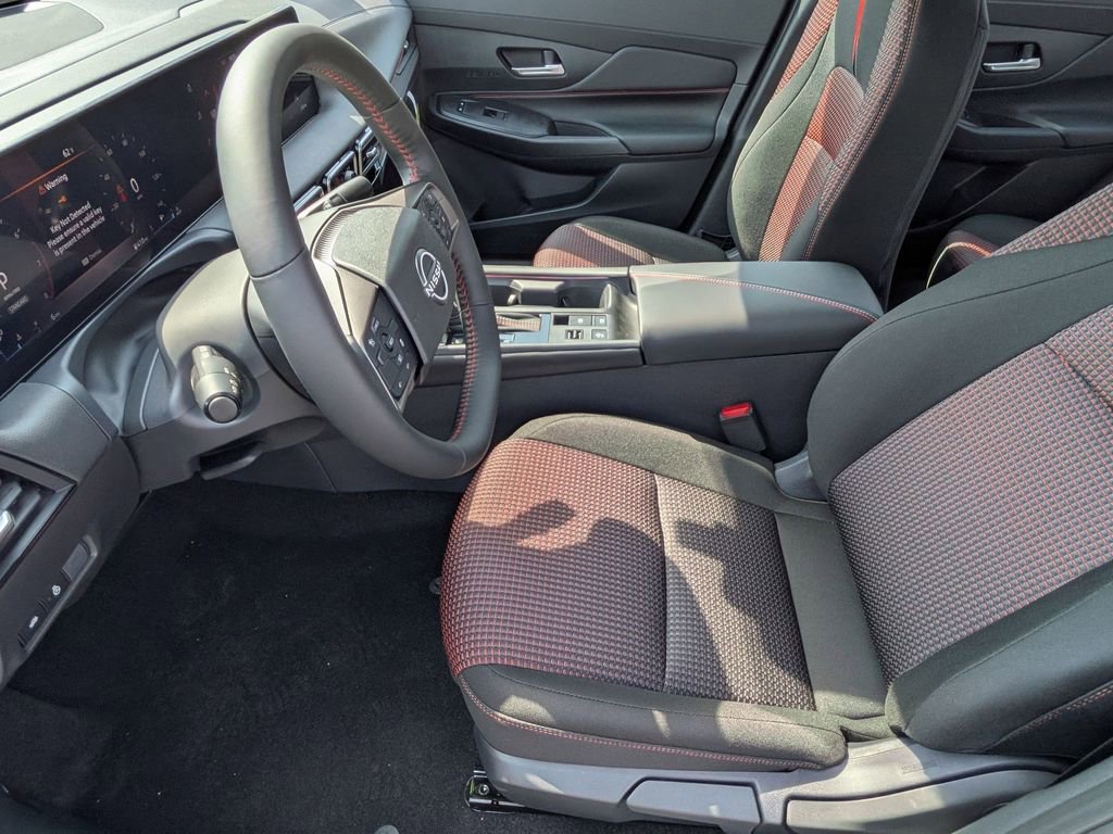 New 2026 Nissan Sentra SR FWD image 11