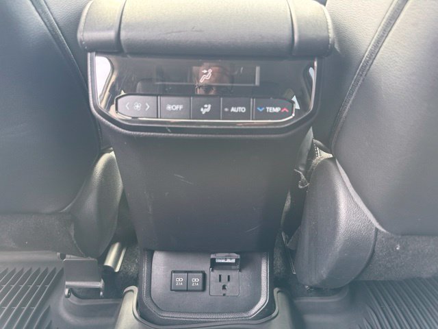 Used 2021 Toyota Highlander Limited AWD/4WD image 20