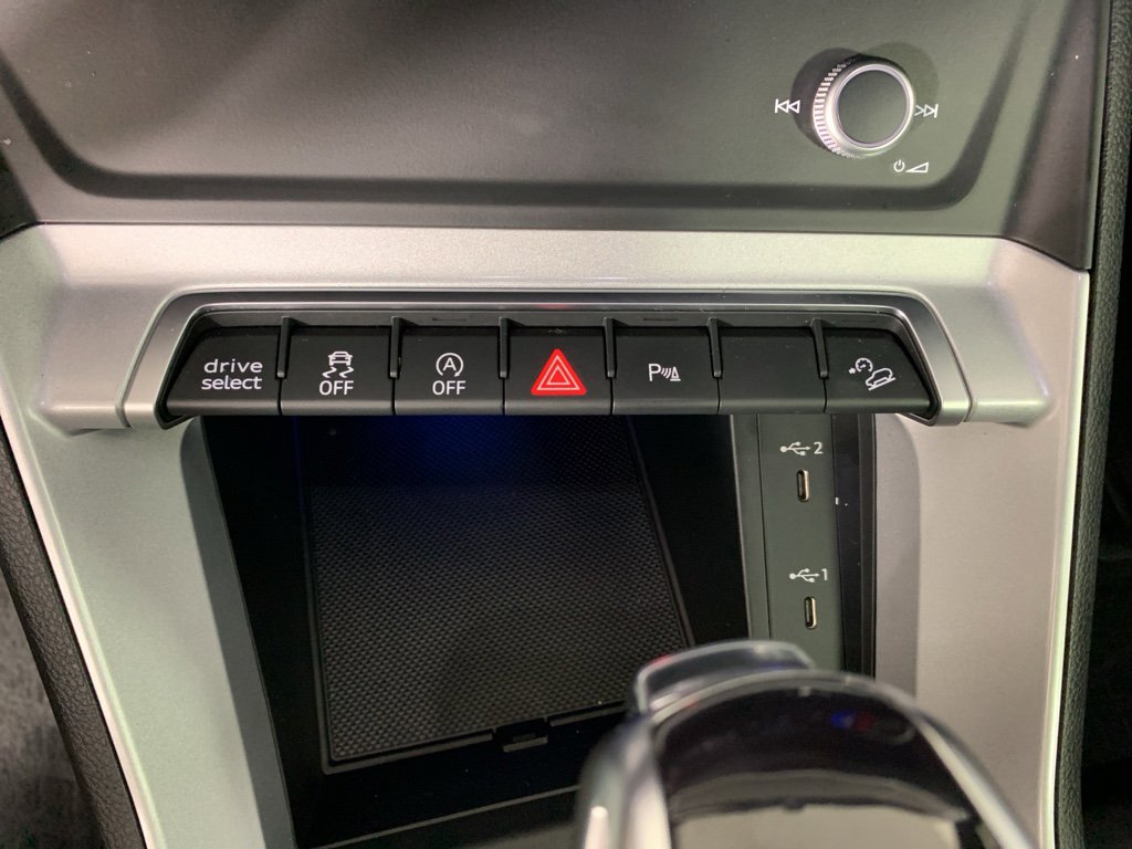 Used 2022 Audi Q3 2.0T Premium Plus image 24