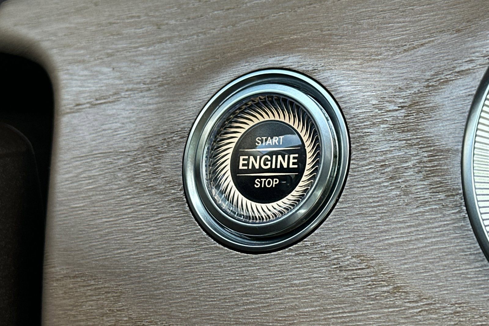 Used 2018 Mercedes-Benz E 400 E 400 image 22