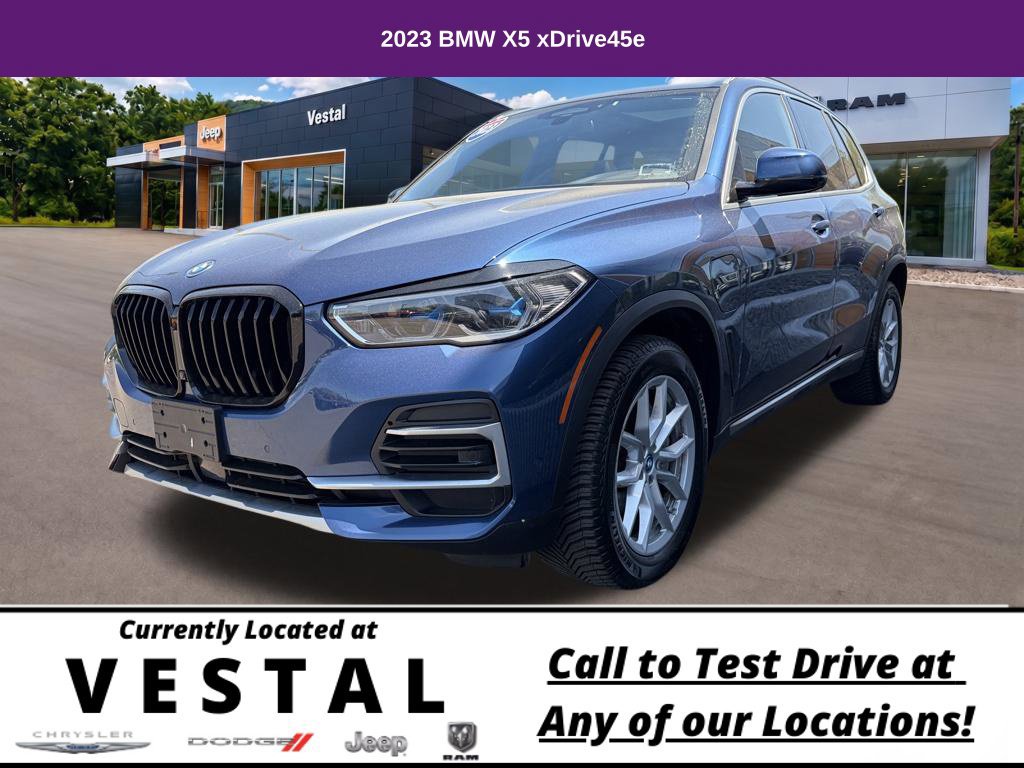 Used 2023 BMW X5 xDrive45e w/ Executive Package AWD/4WD image 4