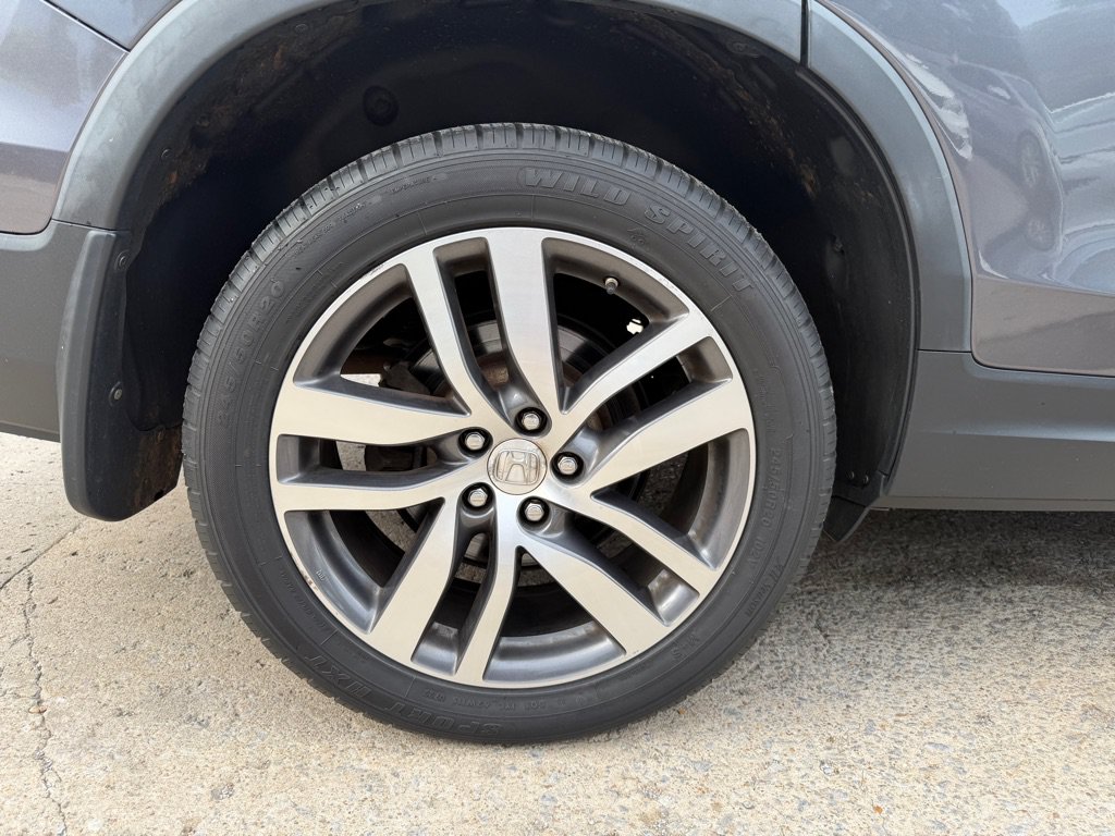 Used 2017 Honda Pilot Elite image 19