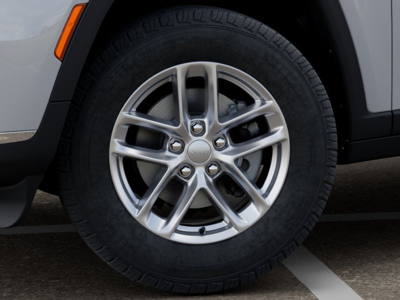 New 2026 Jeep Grand Cherokee L 2WD image 8
