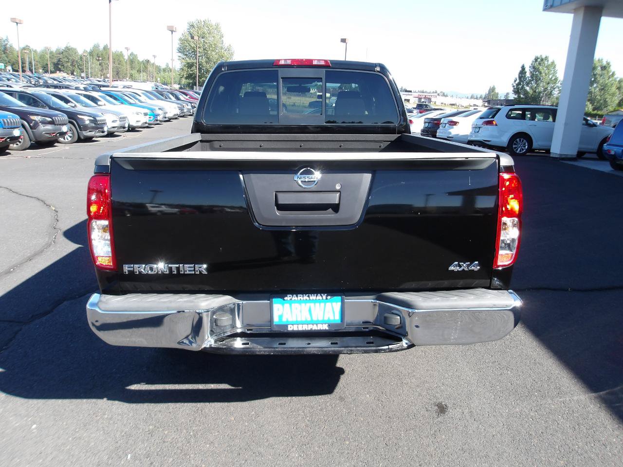Used 2014 Nissan Frontier SV AWD/4WD image 4