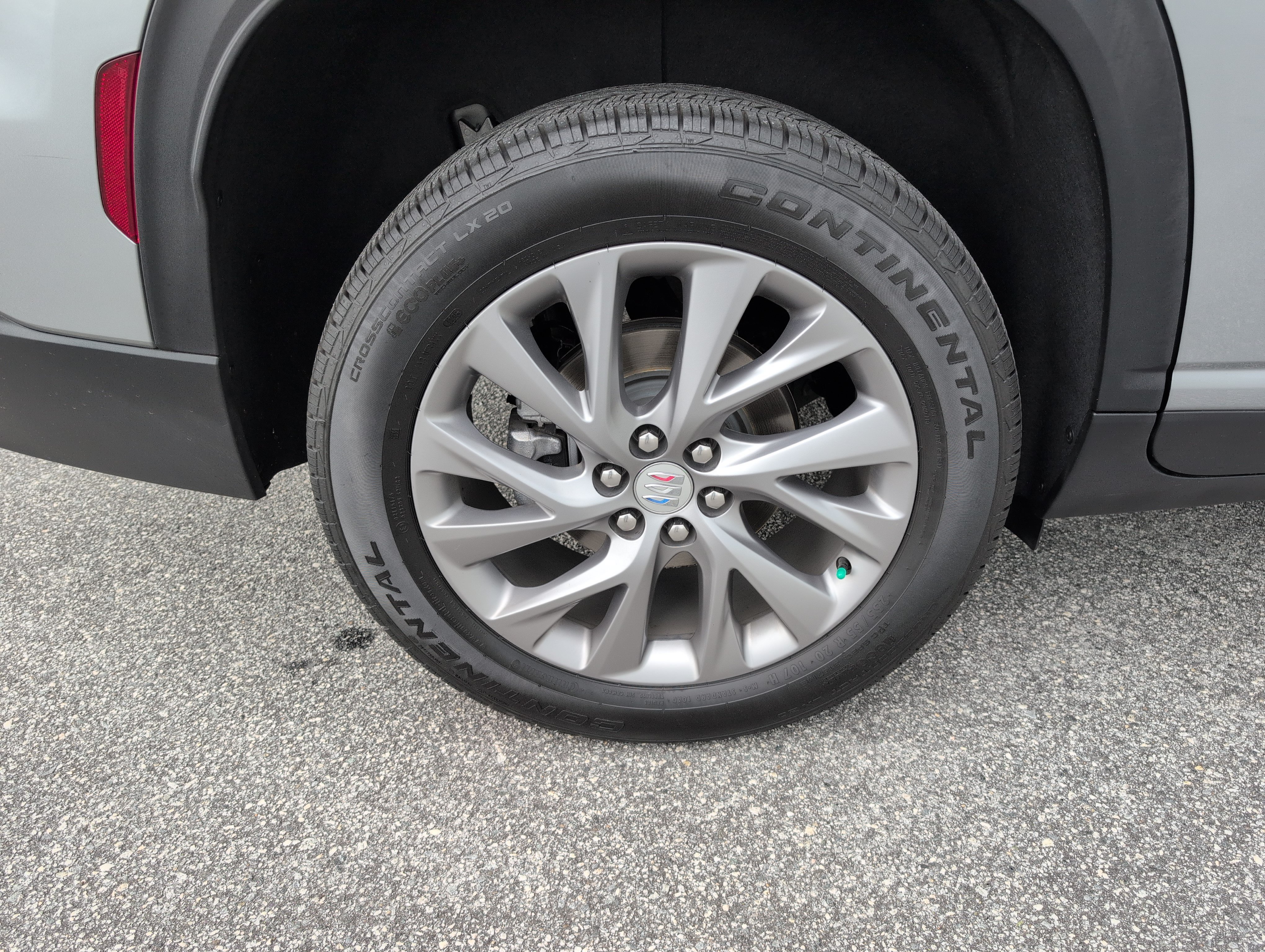 Used 2025 Buick Enclave Preferred FWD image 8