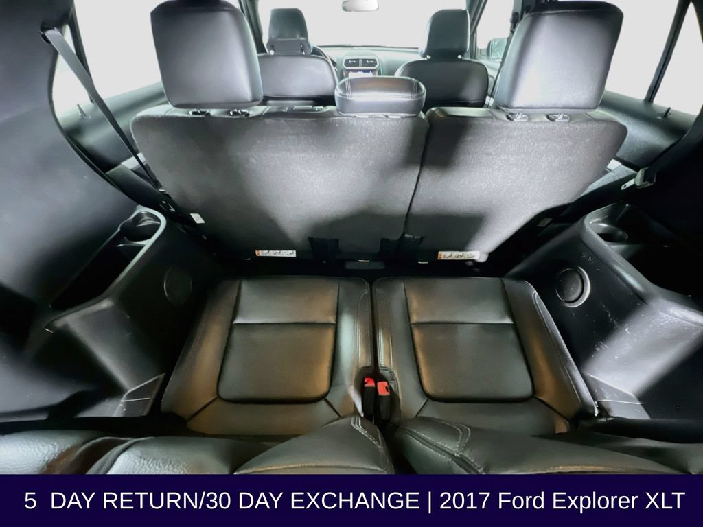 Used 2017 Ford Explorer XLT w/ Equipment Group 202A AWD/4WD image 40