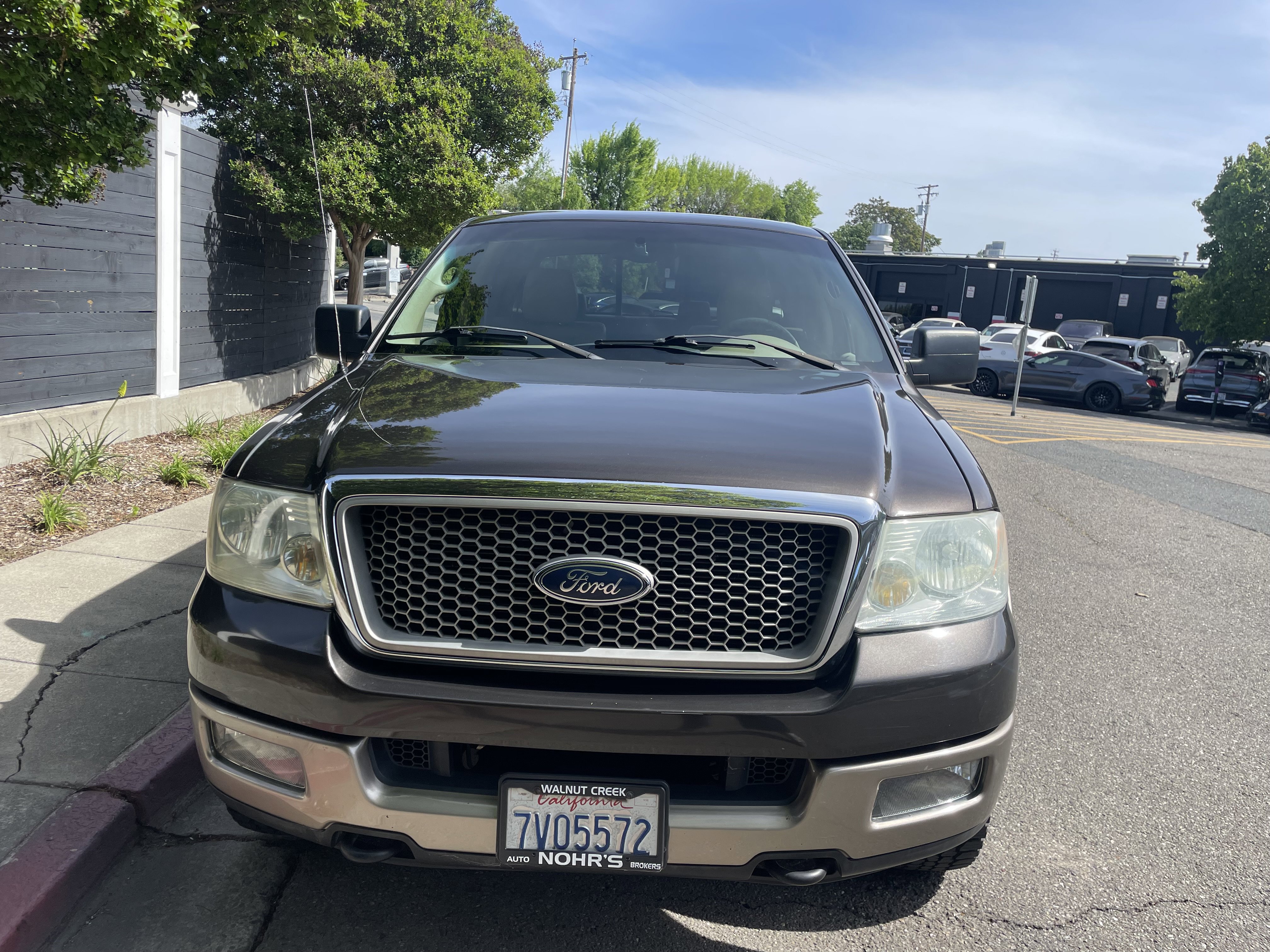 Used 2005 Ford F150 Lariat image 14
