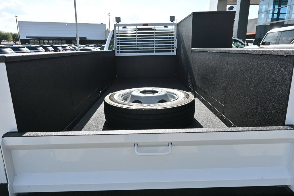 New 2026 Ford F550 4x4 Supercab Super Duty image 22