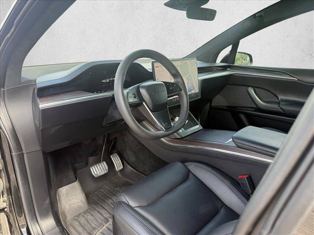 Used 2023 Tesla Model X AWD/4WD image 10