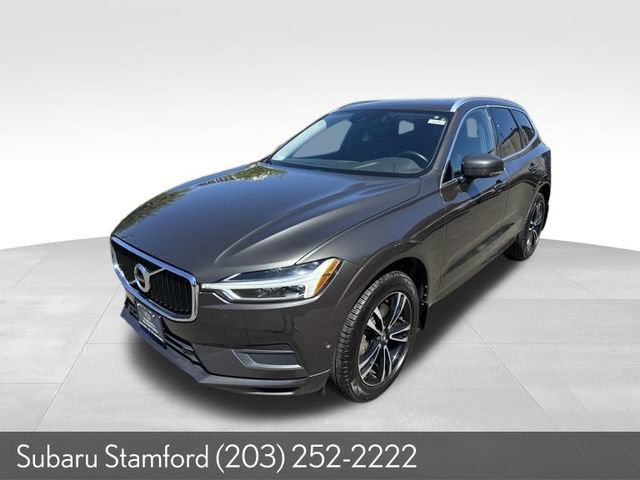 Used 2018 Volvo XC60 T6 Momentum w/ Vision Package AWD/4WD image 3