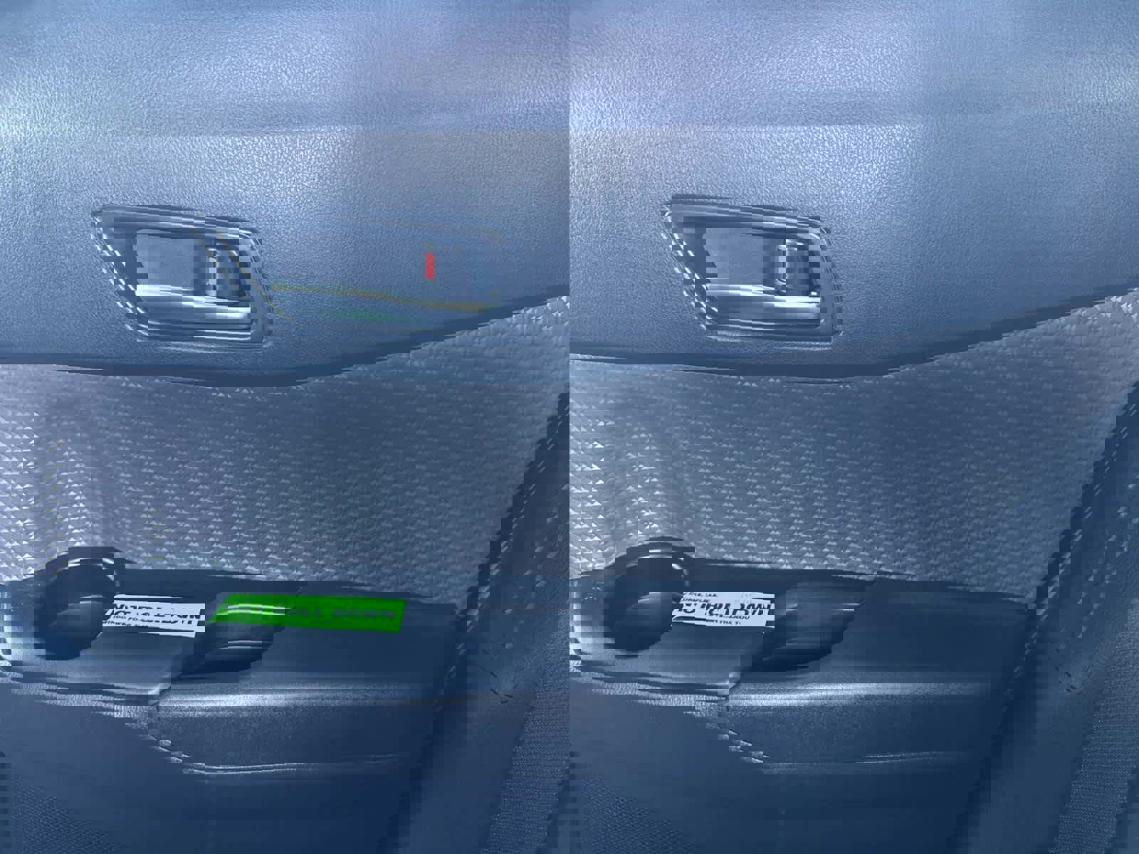 Used 2021 Toyota C-HR Limited image 14