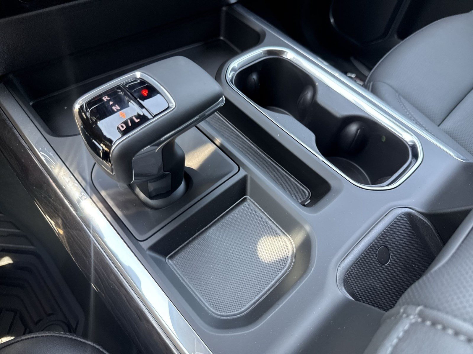New 2026 Chevrolet Silverado 1500 LTZ w/ LTZ Premium Package AWD/4WD image 18