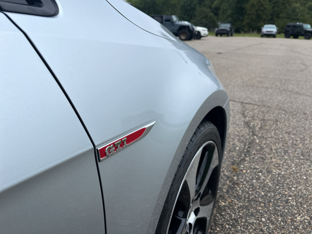 Used 2017 Volkswagen GTI S FWD image 12