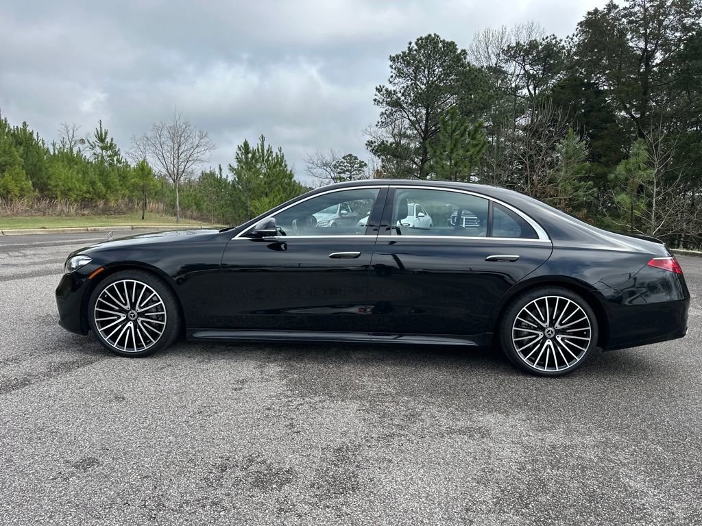 Certified 2022 Mercedes-Benz S 500 4MATIC w/ AMG Line Package image 7